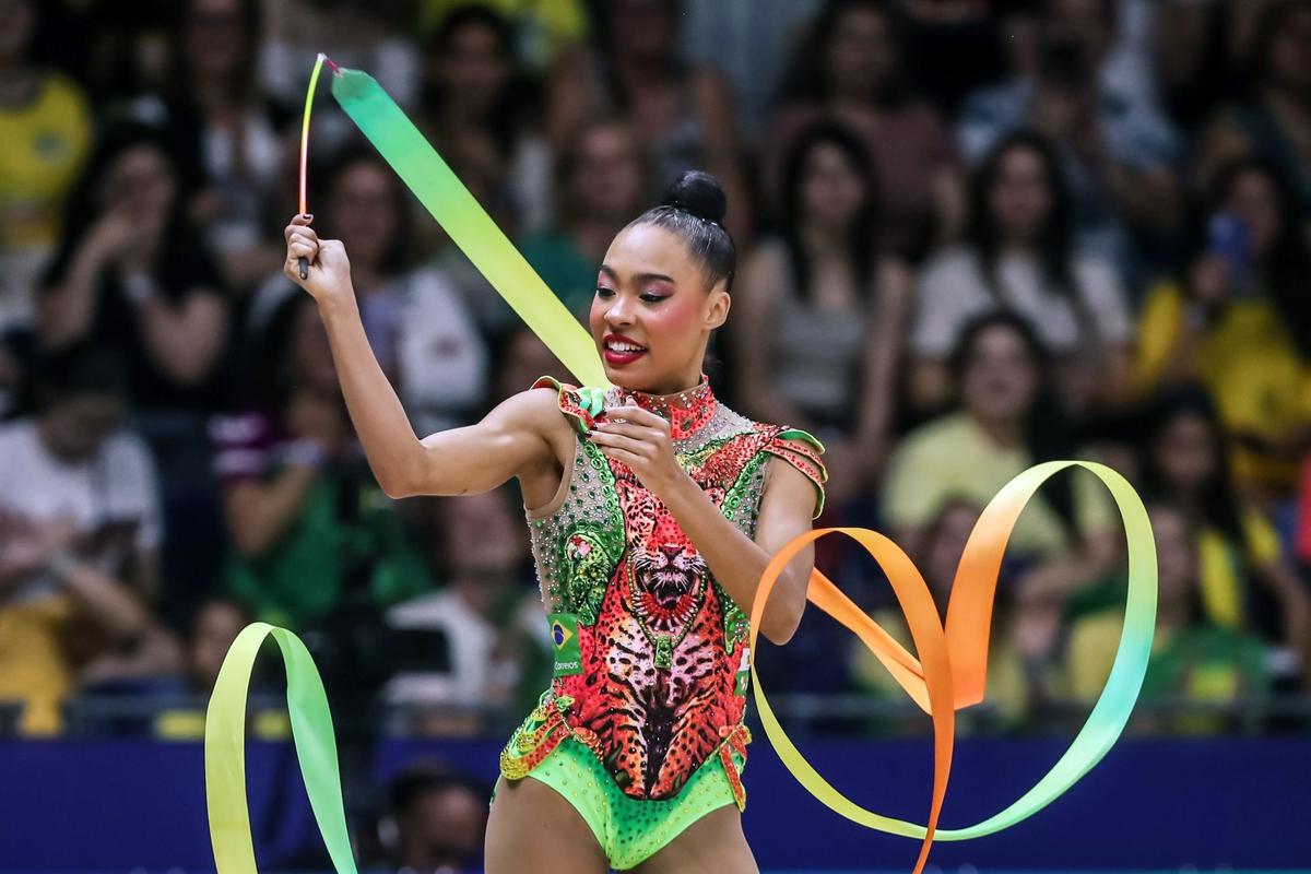Jojo Santos estreia na Copa do Mundo de Milão nesta sexta, 10, embalada por temporada histórica na ginástica artística