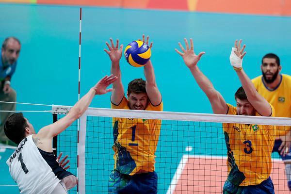 Seleção masculina de vôlei faz três amistosos antes da Liga das Nações