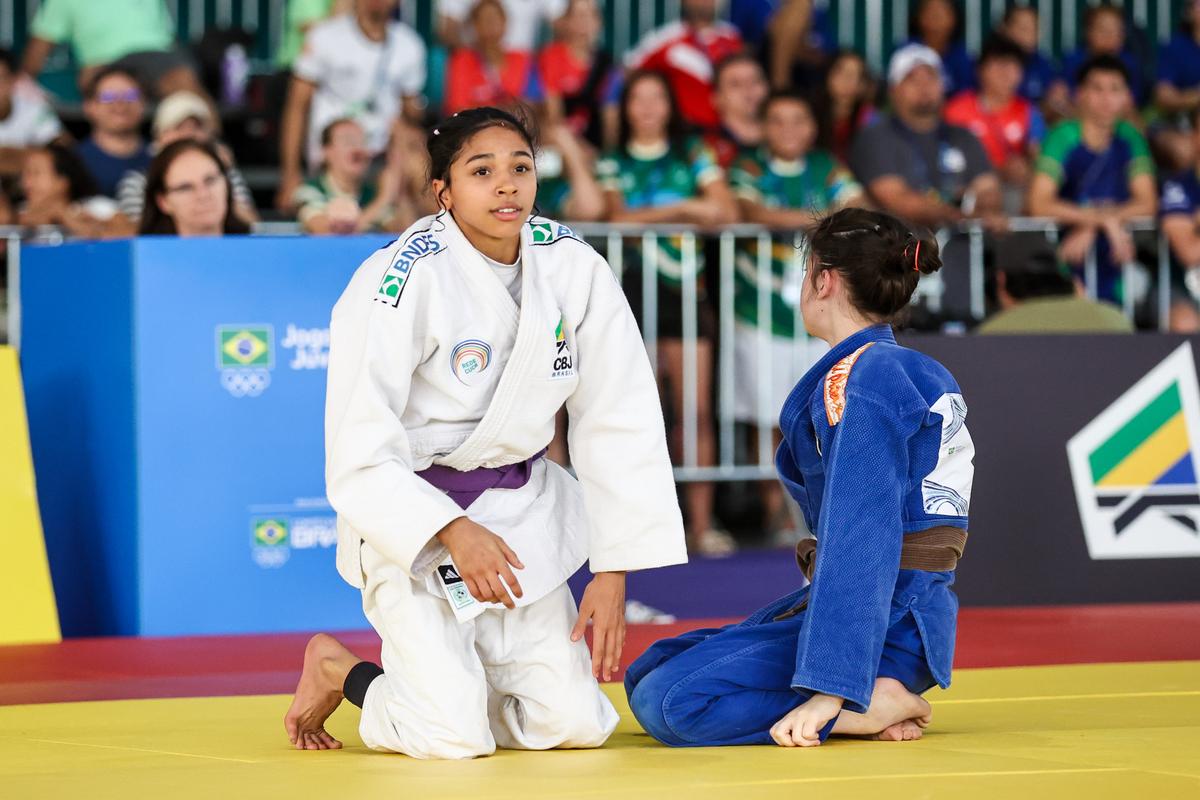 Ana Mikaele Alcântara, o ouro que nasceu de uma virada fora do tatame