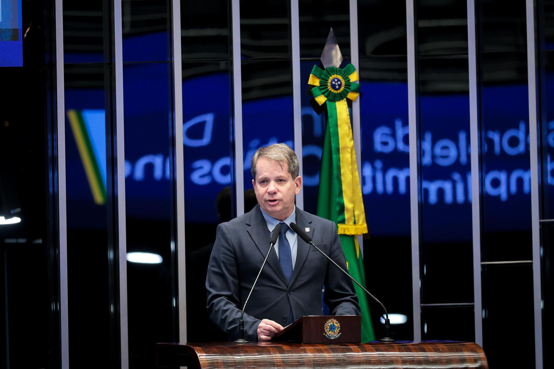 Parlamentares e atletas celebram história e futuro do esporte brasileiro nos 112 anos do COB