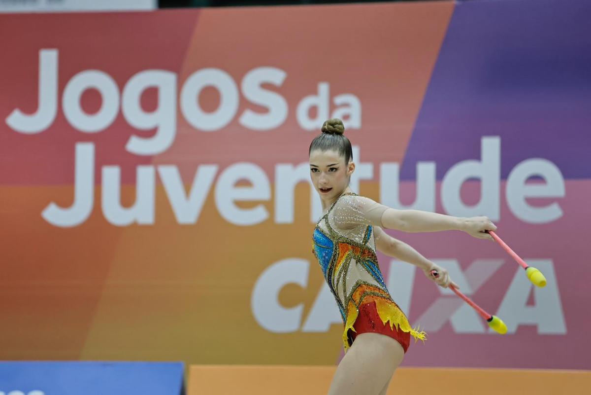 Pernambucana Fernanda Barreto transforma dor em força e emociona nos Jogos da Juventude CAIXA 2025