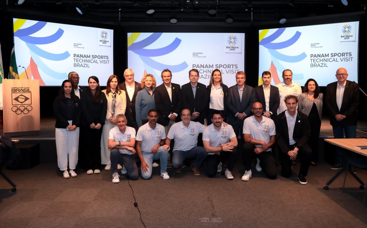 Comitiva da PanAm no CT do COB - Foto: Marlon Falcão/Candidatura Rio-Niteroi 2031