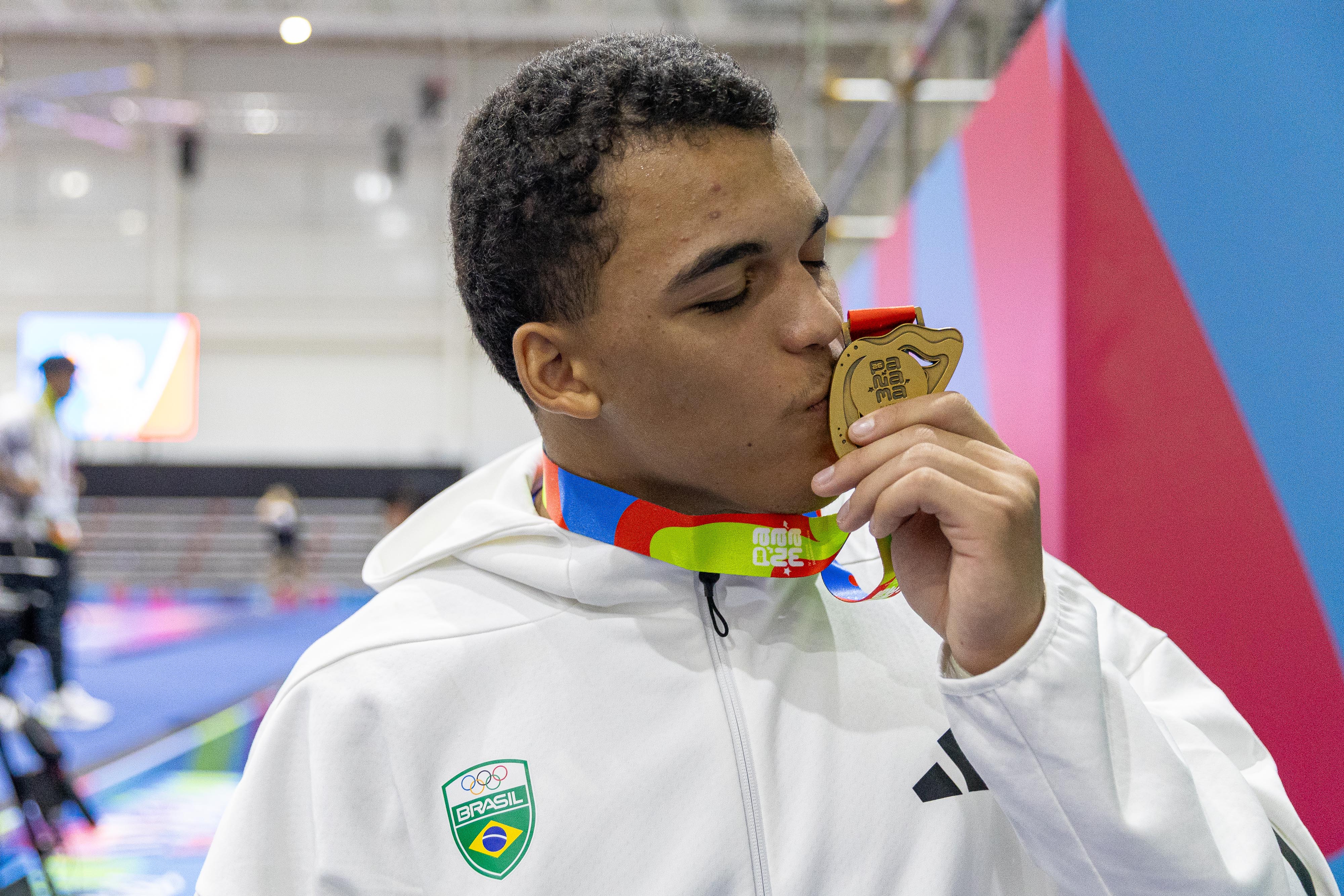 Allan da Sousa conquista medalha de ouro no Wrestling, na luta-livre até 92kg, nos Jogos Sul-Americanos da Juventude Panamá 2026