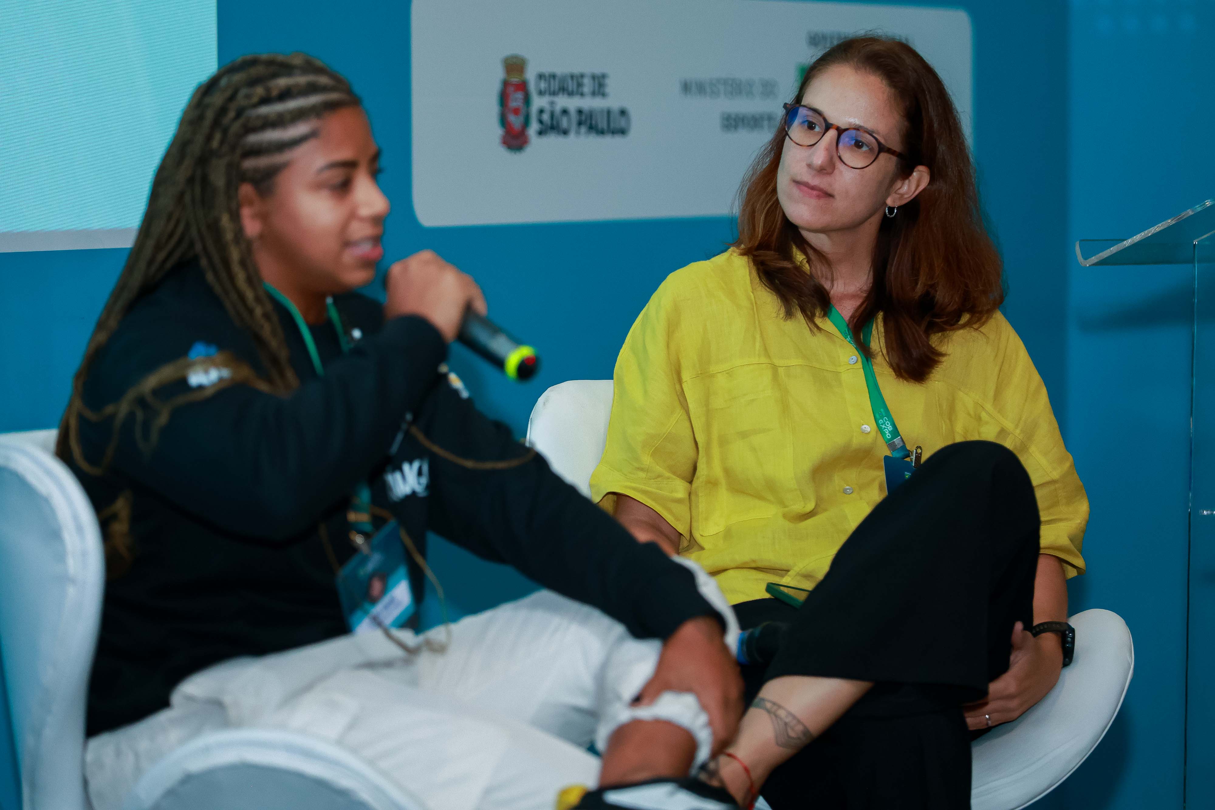 Julia Silva e Laura Amaro em painel sobre a Mulher no Esporte. Foto: Leo Barrilari/COB