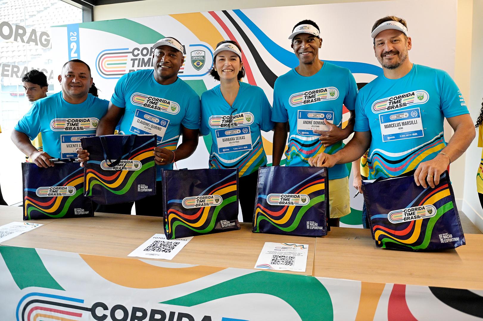 EntregadeKitsCorridaTimeBrasil_ALO6126.JPG