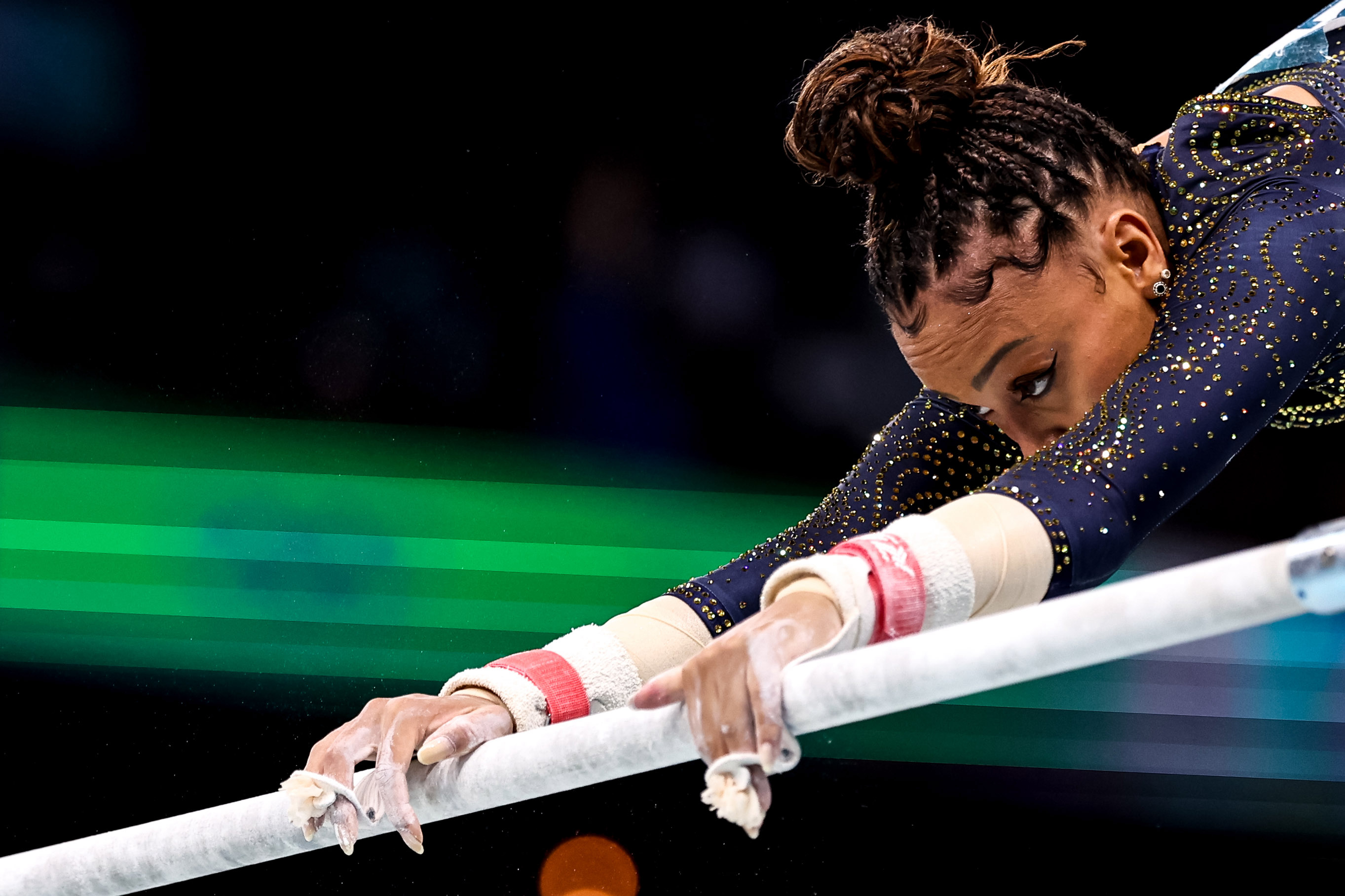 O Brasil conquistou a medalha de bronze, conquista inédita para a ginástica brasileira. Na foto, a ginasta Lorrane Oliveira.