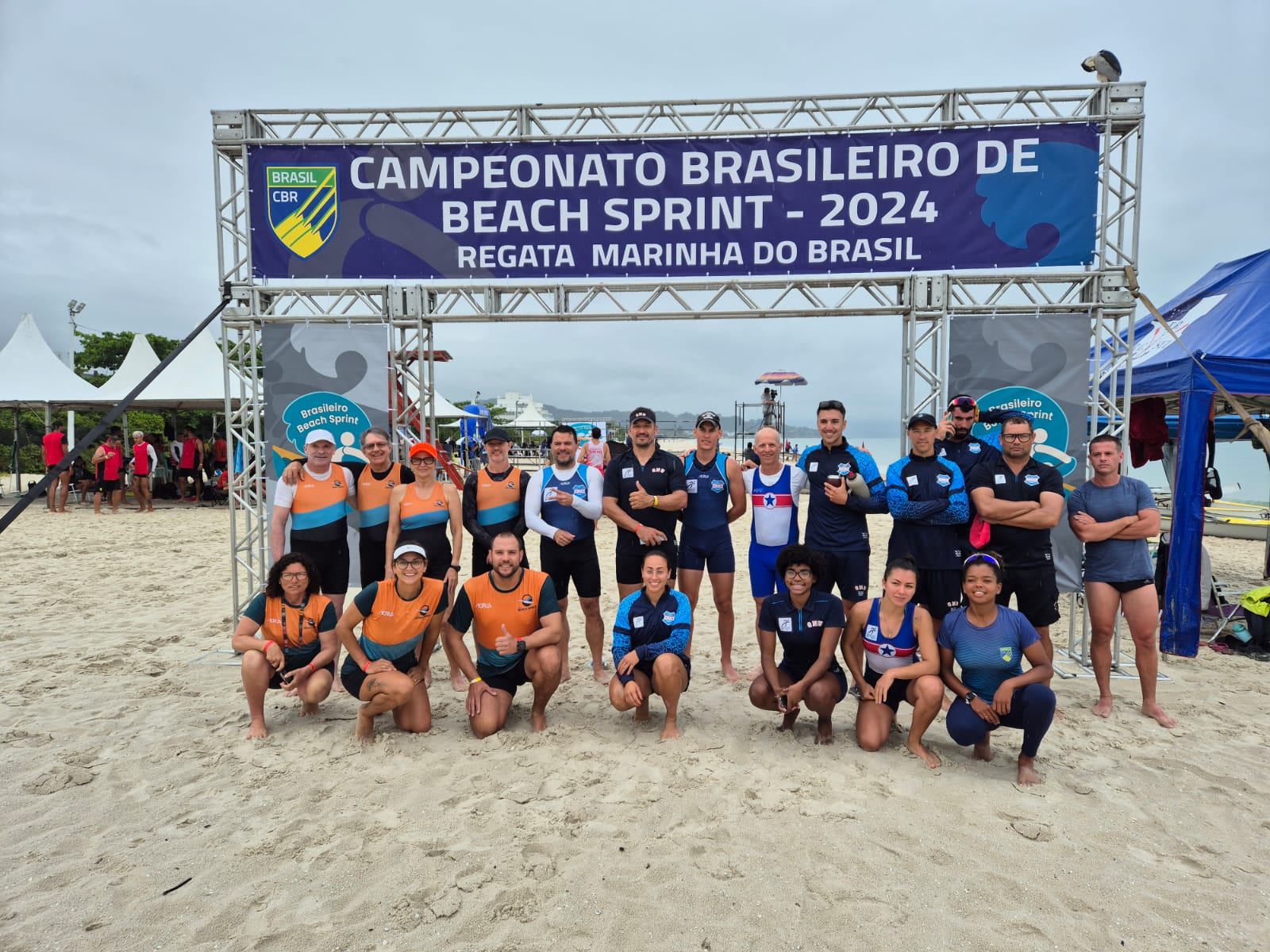 Equipes gaúchas no Brasileiro de Remo Costal. Foto: Daniel Varsano/COB